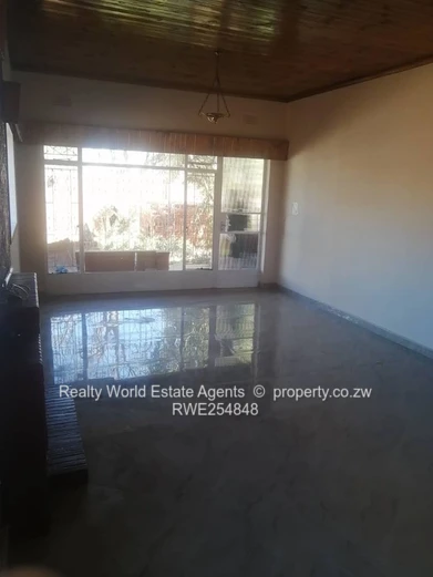 Paddonhurst House to Rent