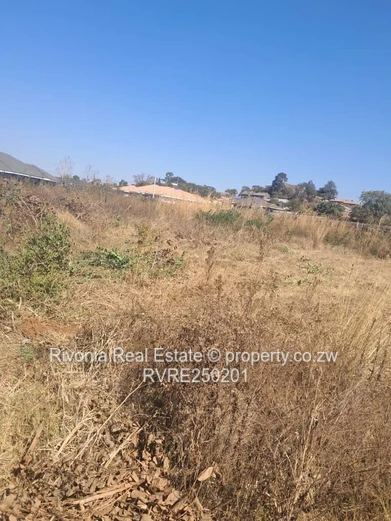 393m² Stand in Cold Comfort View Park gated community — Secure, Serviced Plot