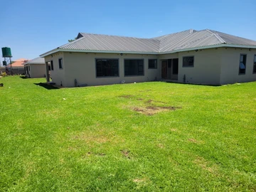 3 Bedroom Townhouse Complex