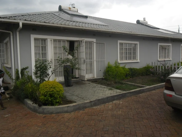 2 Bedroom Garden Flat