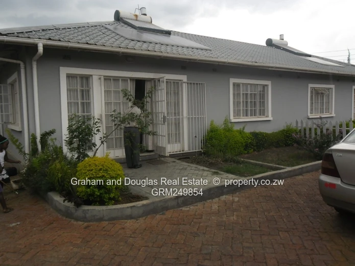 Marlborough Garden Flat/Cluster For Sale