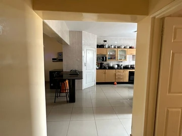 4 Bedroom Garden Flat
