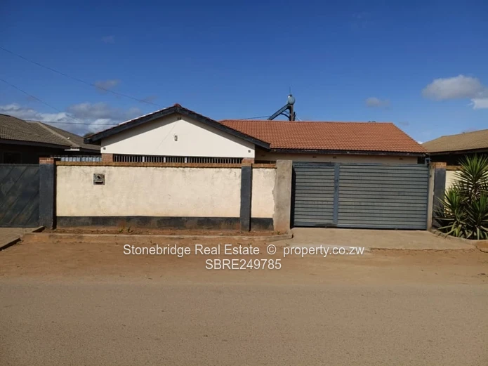 3 bedroomed House in Mahasthula for sale