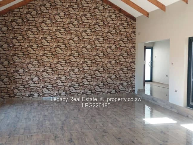 Stylish & Secure 3-Bedroom Home – Greendale Athlone
