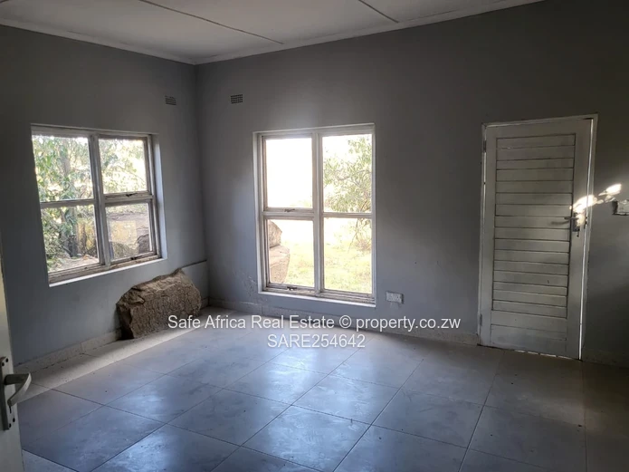 Lake Chivero. Escape to your own serene lake view holiday home $70k
