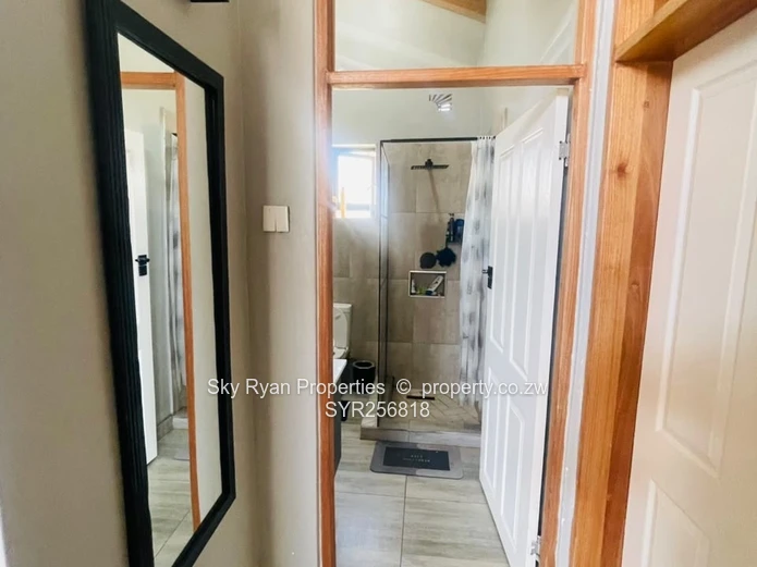 Greendale apartment for Sale