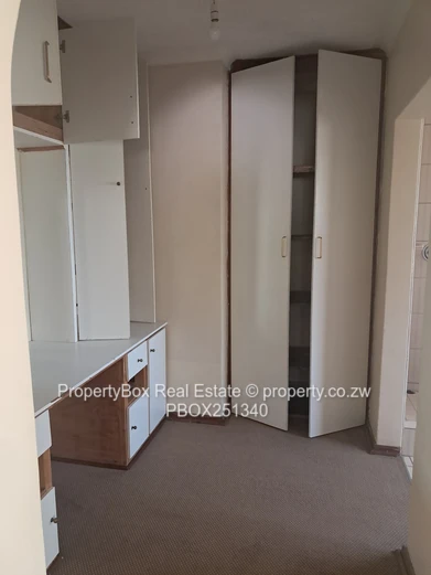 Glen Lorne double storey 6 bed house to rent for immediate occupation!