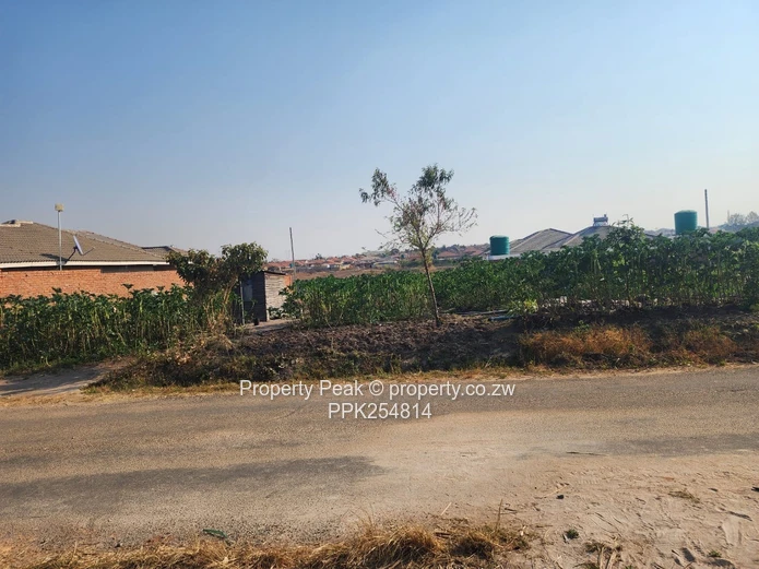 Chipukutu Park  Ruwa 800m² Stand on Tarred Main Road For Sale