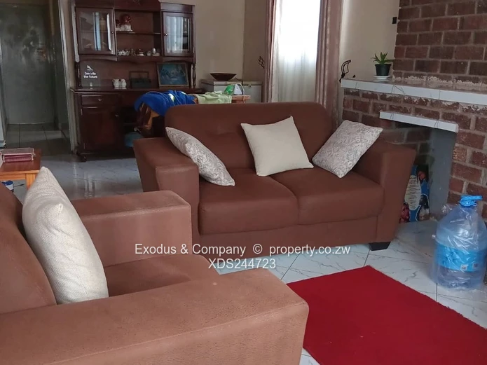 House for sale in Chitungwiza