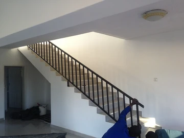 3 Bedroom Flat & Apartment