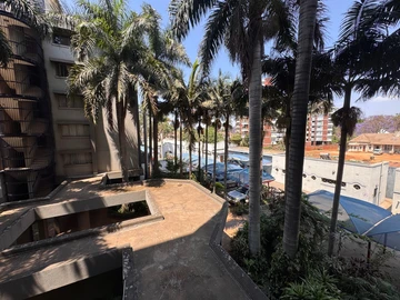 3 Bedroom Flat & Apartment