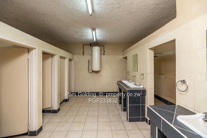 Warehouse for Rent in Msasa (Sole Mandate)