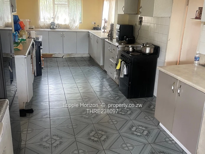 Hatfield House For Sale