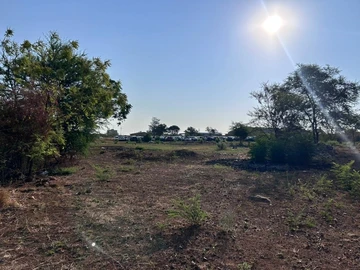 Commercial & Industrial Land