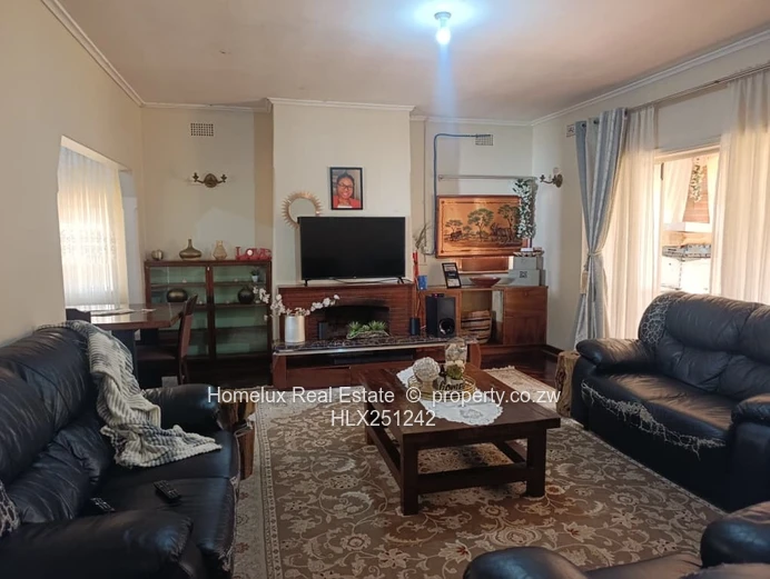 Neat 3 Bed Family Home With Cottage To Let In Hillside  (Sole Mandate)