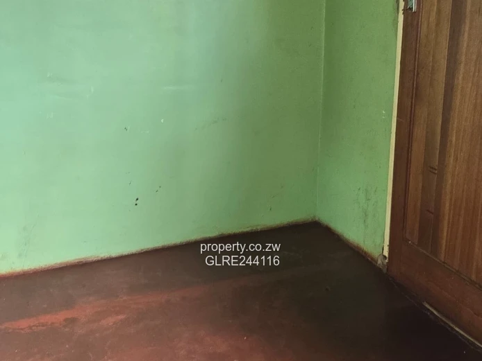 Tiled 2-Bed Kuwadzana Home — Borehole & Parking