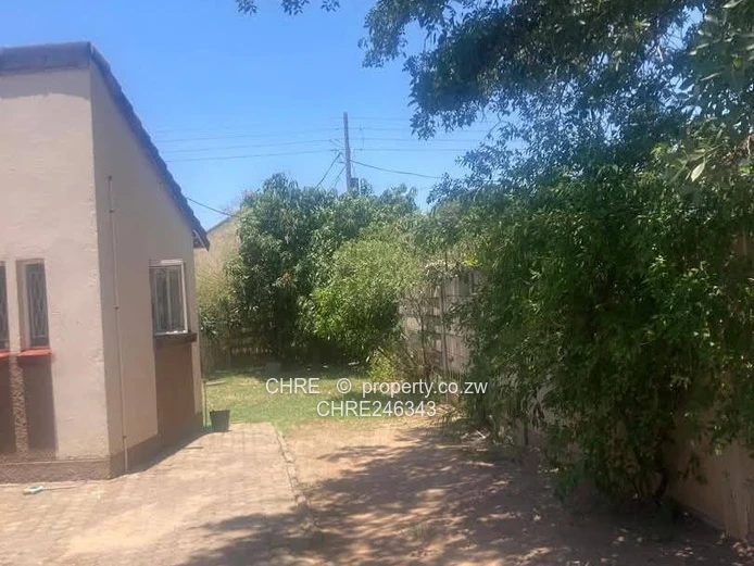 Msasa Park House To Let