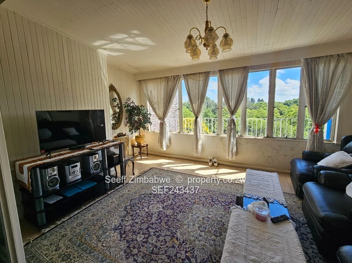 Northwold Sanctuary: Sophisticated 3-Bedroom Living