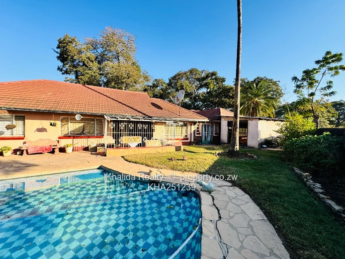 Hatfield Spacious property for sale 