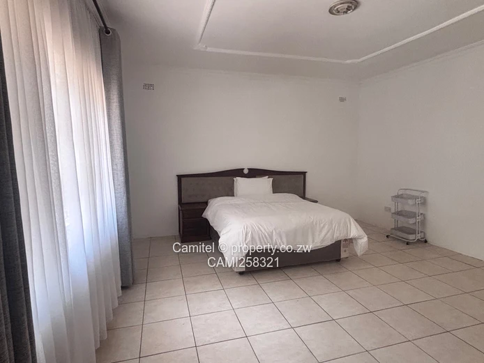 Fully Furnished 1-Bed Flat in Newlands - Pool & Borehole