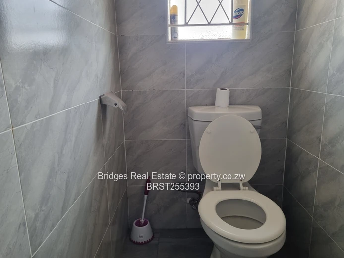 3 BEDS on 1004sqm With  TITLE DEED (Sole Mandate)