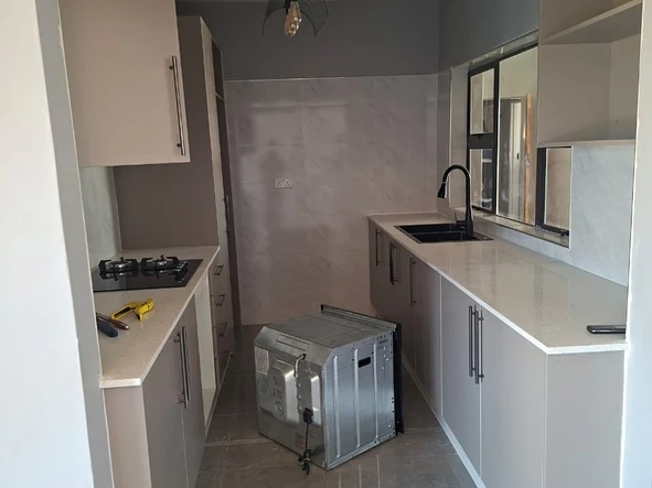3 Bedroom Flat & Apartment