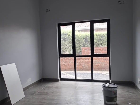 4 Bedroom Garden Flat