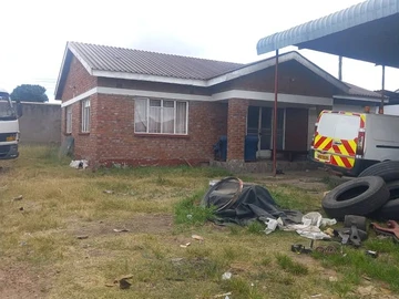 Commercial & Industrial Land