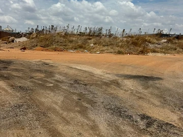 Commercial & Industrial Land