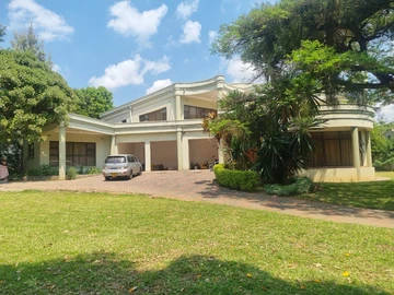 6 Bedroom House