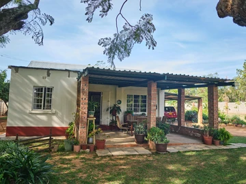 2 Bedroom House