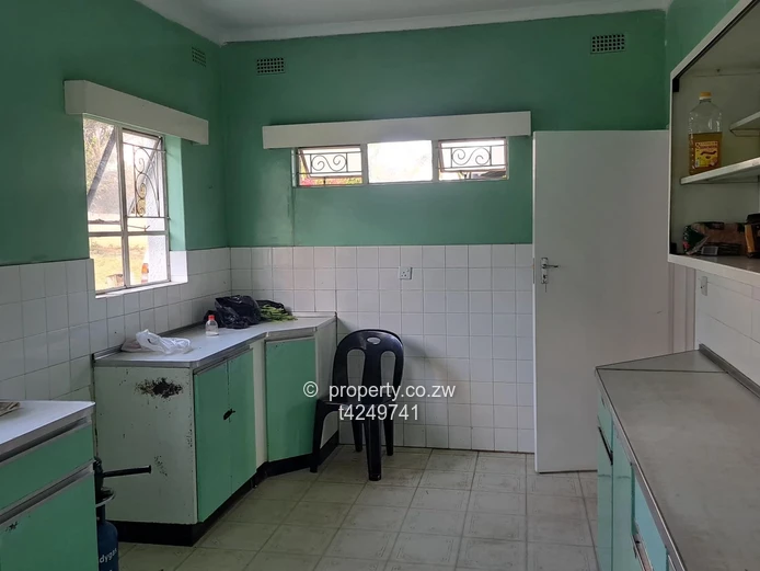 Borrowdale Gunhill commercial property to rent 