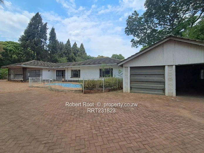 Ideal office space with Harare Drive frontage!