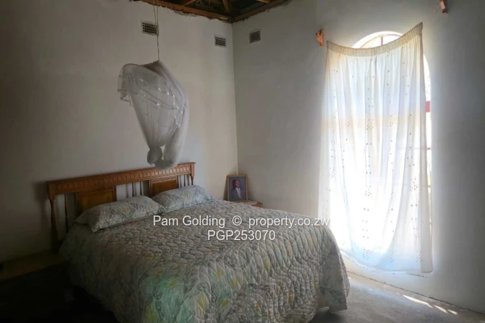 Incomplete 4-Bedroom House On An Acre