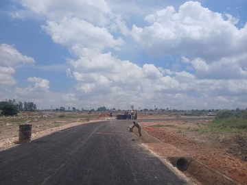Stands & Residential Land