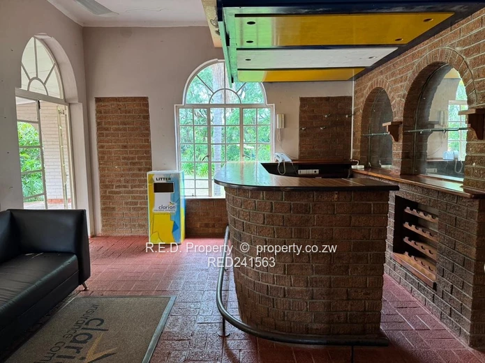 Where Space Meets Opportunity In Suburbs!