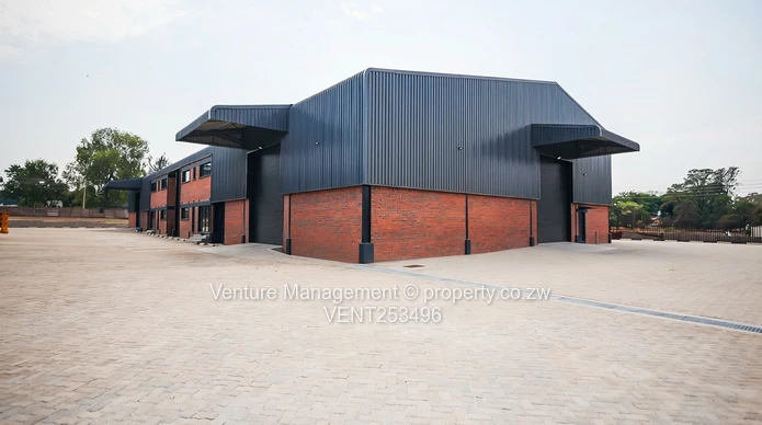 Prime 915sqm Warehouse  Rent – Off Airport Road