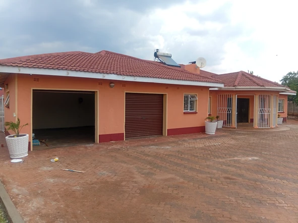 5 Bedroom House