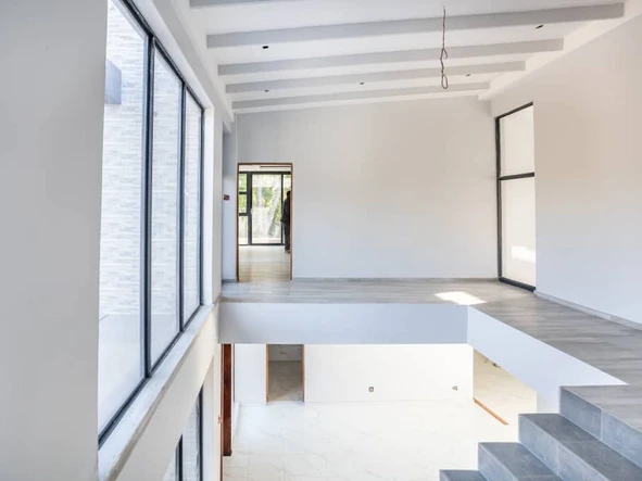 8 Unit Townhouse Complex