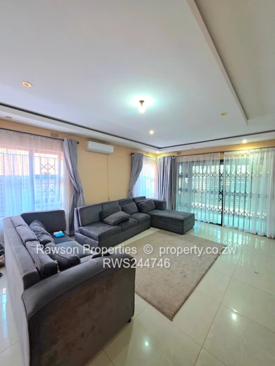 Magnificent 3 bedroomed house forsale!