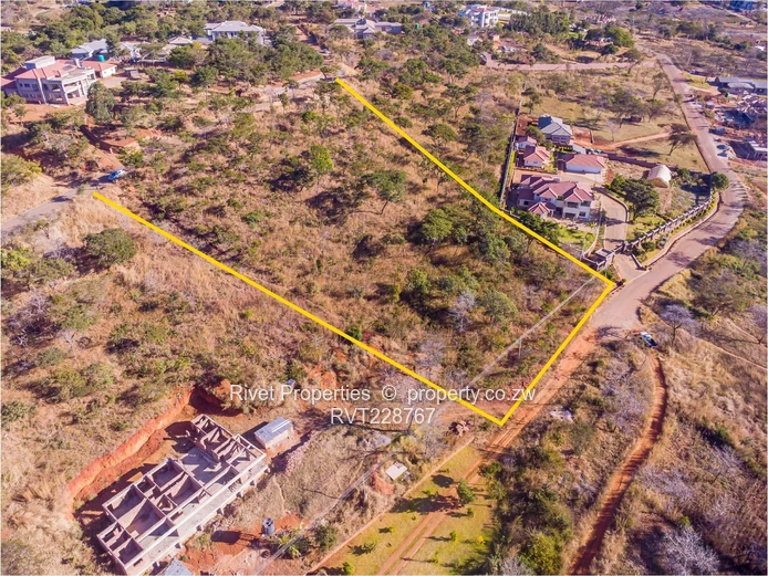2 Stands For Sale With Tarred Roads