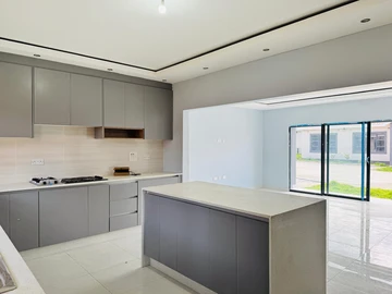 2 Unit Townhouse Complex