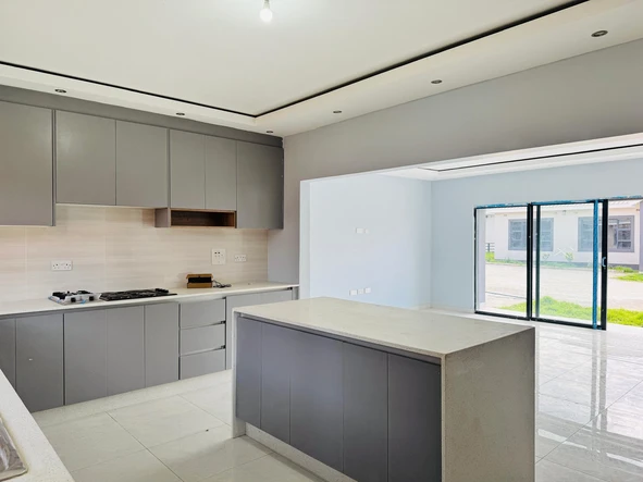 2 Unit Townhouse Complex