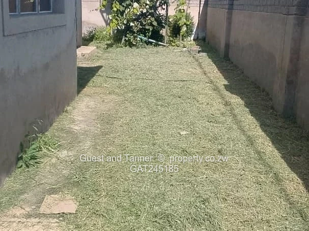 Neat cottage for sale in Sandton!