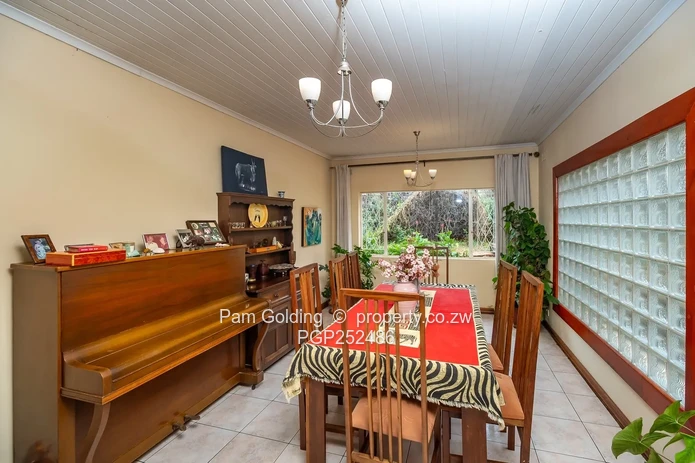 Timeless Charm in Tranquil Setting (Sole Mandate)
