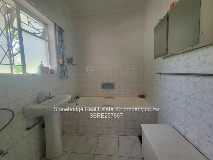 3 Bedroomed House in Burnside For Sale