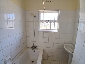 2 Bedroom Garden Flat