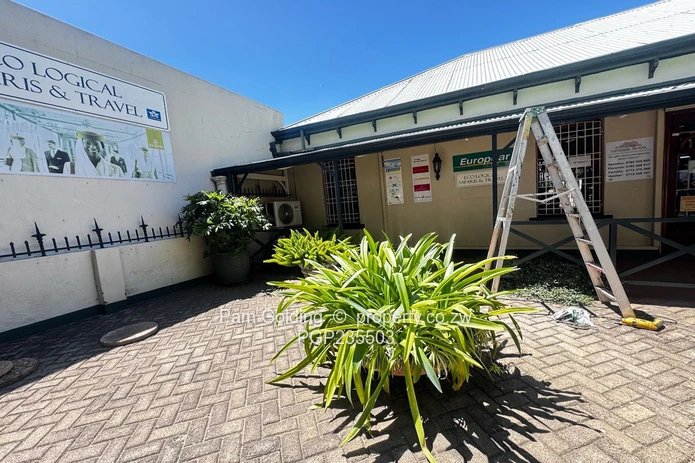 Beautiful Townhouse In A Prime Location