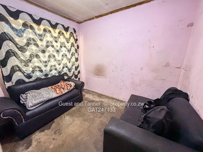 3 bedroom house for sale in Houghton Park