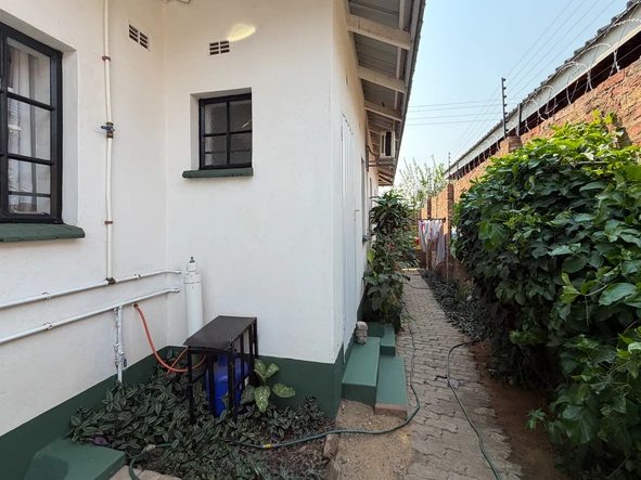 2 Bedroom House
